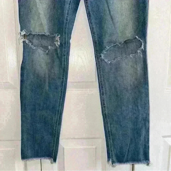 Joe's Jeans Skinny Ankle Distressed Denim Jeans Kathryn Wash Size 28 - Picture 3 of 6